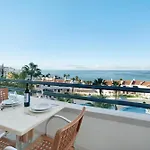 Apartment Over The Ocean