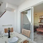 Over The Ocean אדחה