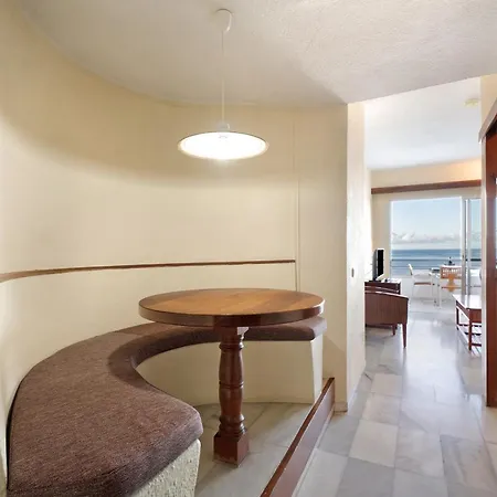 Over The Ocean Apartment *